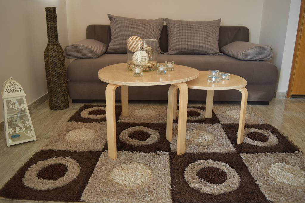 Petra Thea Apartment Kalamata Luaran gambar