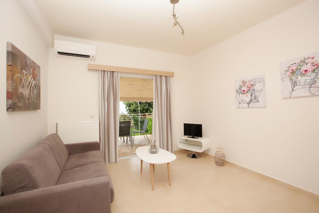 Petra Thea Apartment Kalamata Luaran gambar